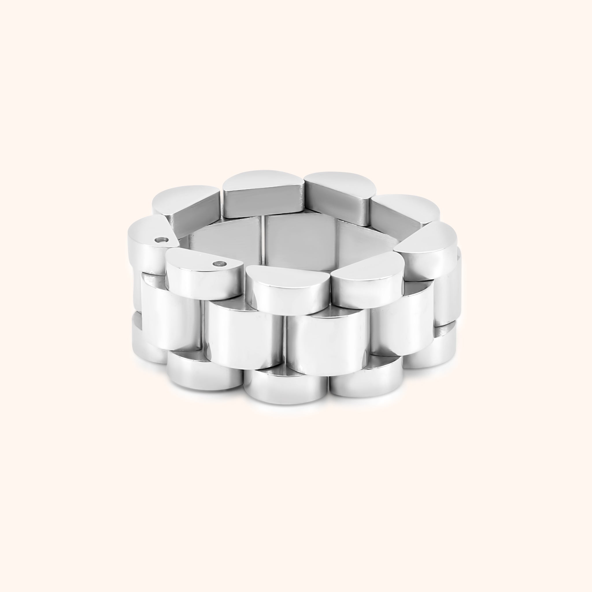 Bold silver chain-link ring with rounded rectangular links, made of polished stainless steel